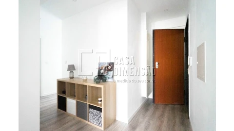 Apartamento T2 para Venda em Benfica