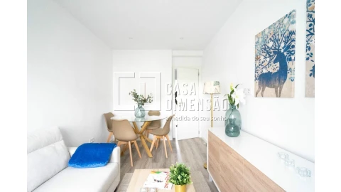 Apartamento T2 para Venda em Benfica