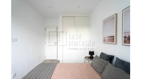 Apartamento T2 para Venda em Benfica