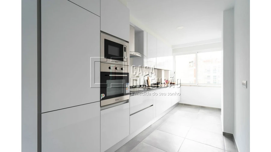 Apartamento T2 para Venda em Benfica Foto 12