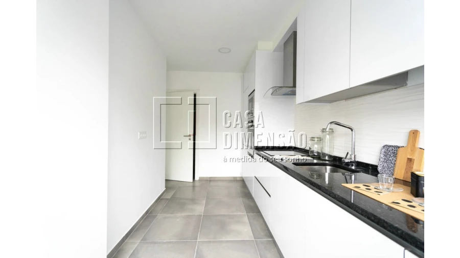 Apartamento T2 para Venda em Benfica Foto 14