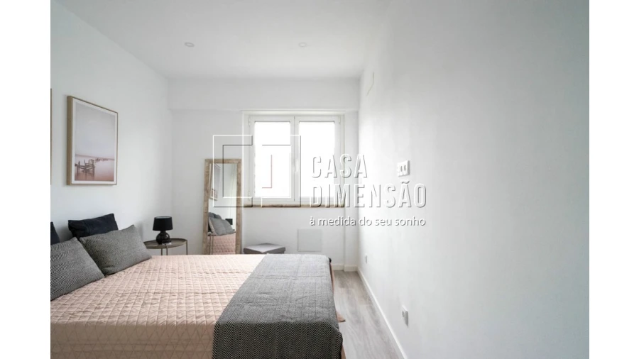 Apartamento T2 para Venda em Benfica Foto 18