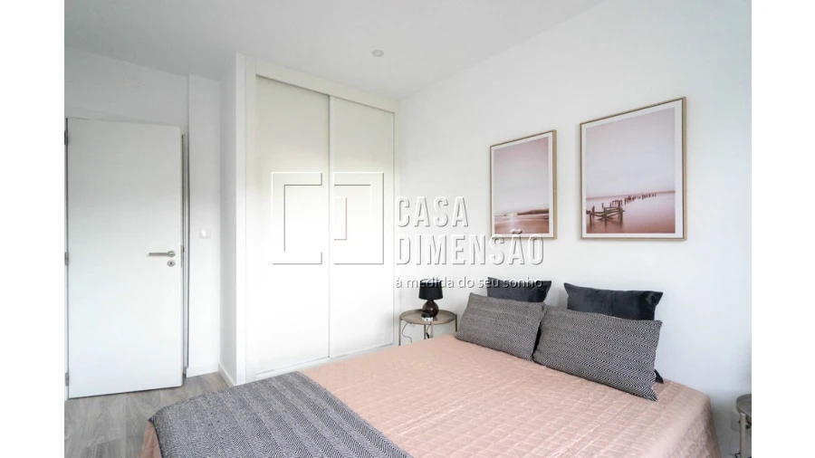 Apartamento T2 para Venda em Benfica Foto 20