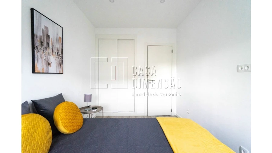 Apartamento T2 para Venda em Benfica Foto 27