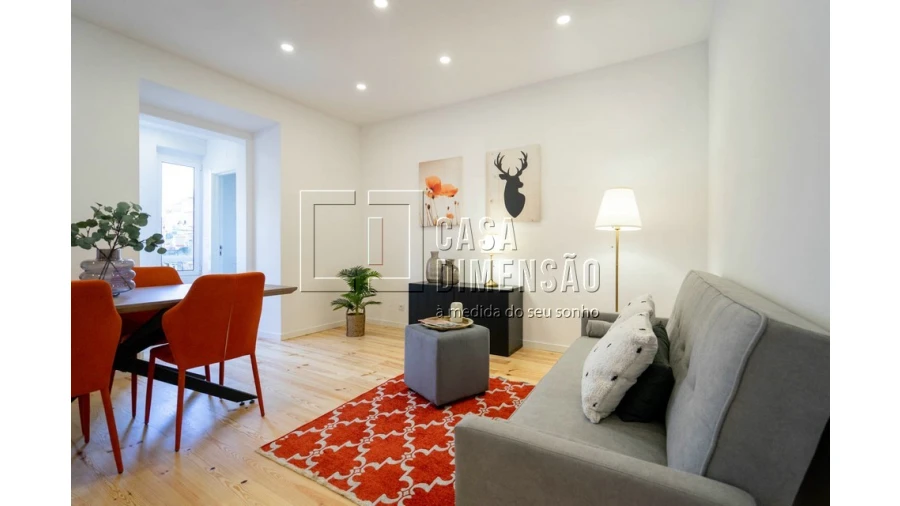 Apartamento T2 para Venda em Penha de França Foto 3