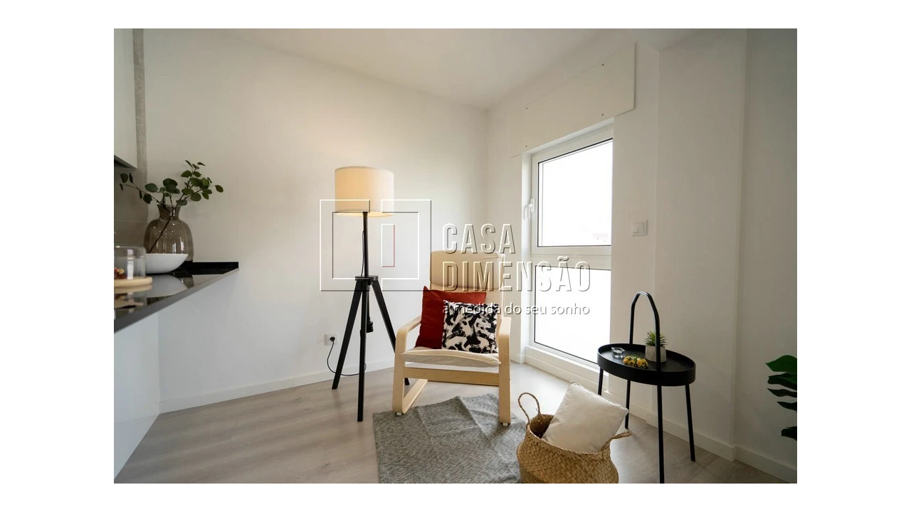 Apartamento T3 para Venda em Carnide Foto 8