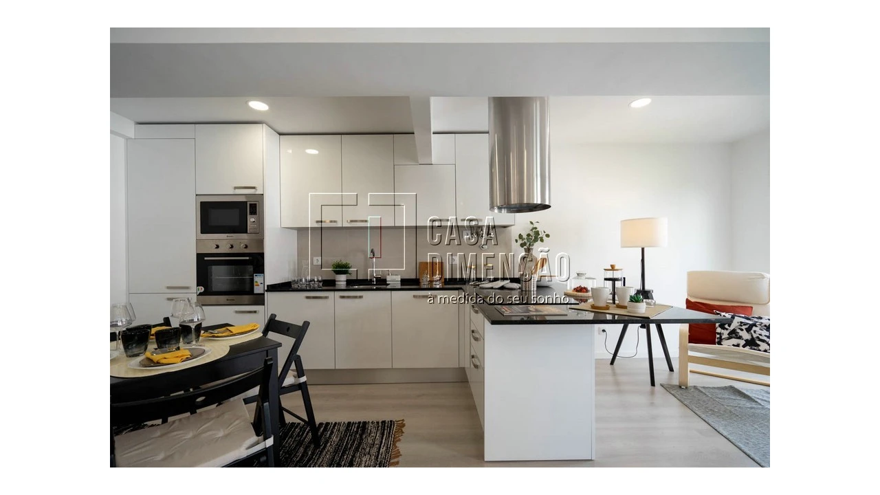 Apartamento T3 para Venda em Carnide Foto 15