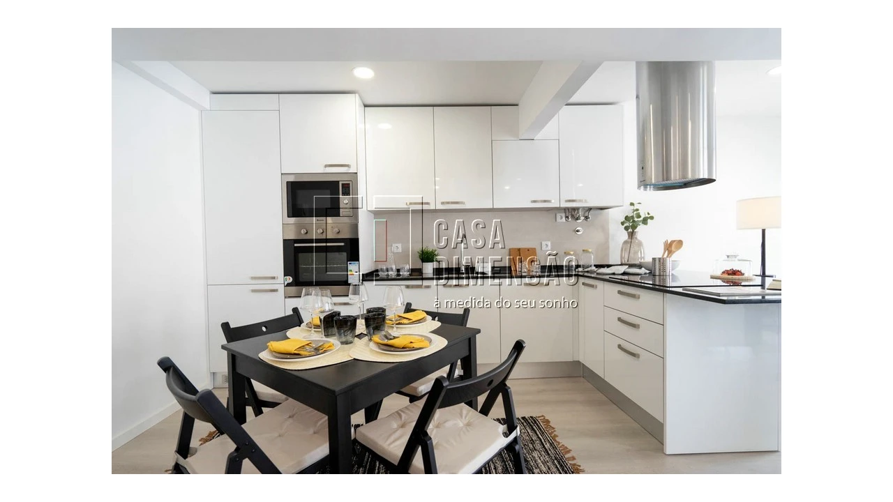 Apartamento T3 para Venda em Carnide Foto 17