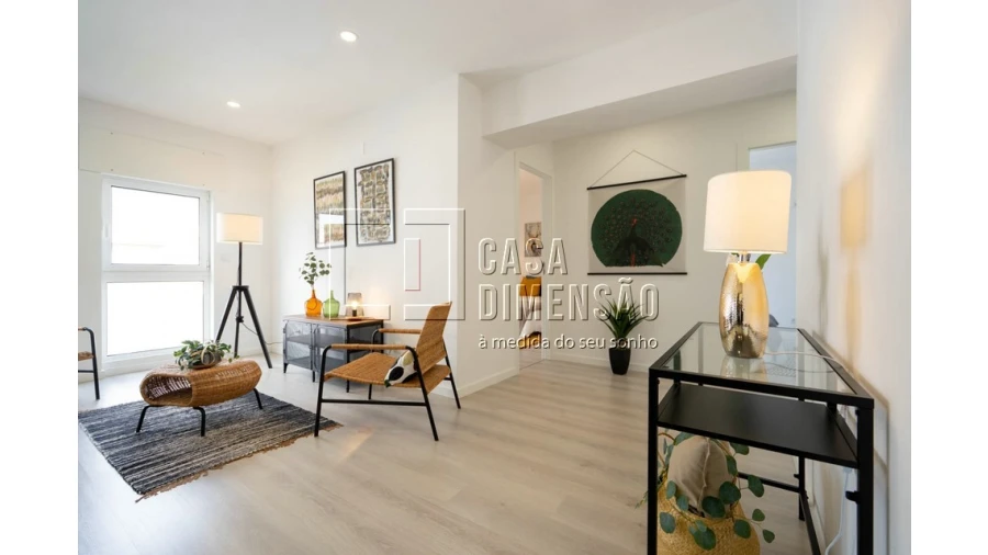 Apartamento T3 para Venda em Carnide Foto 4