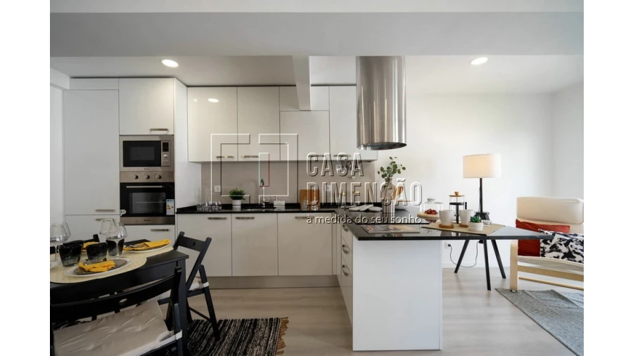 Apartamento T3 para Venda em Carnide Foto 15