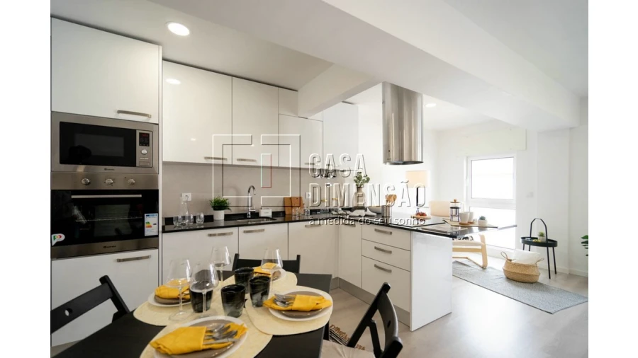 Apartamento T3 para Venda em Carnide Foto 16