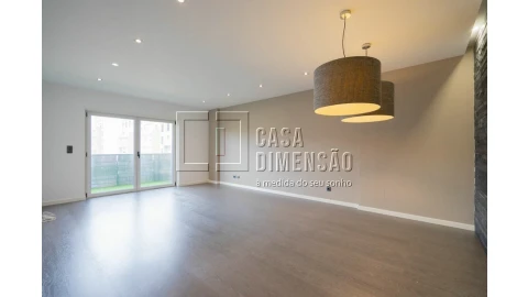 Apartamento T3 para Venda em Mina de Água