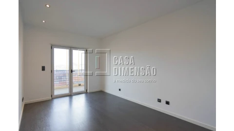 Apartamento T3 para Venda em Mina de Água