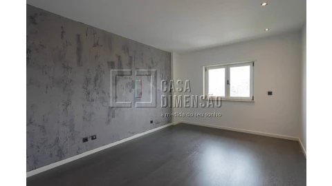 Apartamento T3 para Venda em Mina de Água