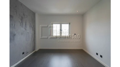 Apartamento T3 para Venda em Mina de Água