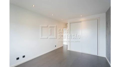 Apartamento T3 para Venda em Mina de Água