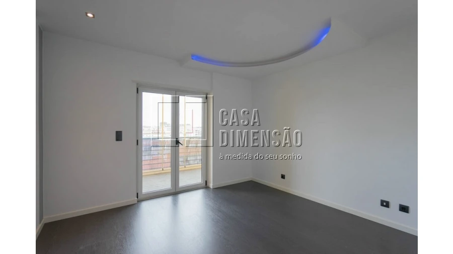 Apartamento T3 para Venda em Mina de Água Foto 32