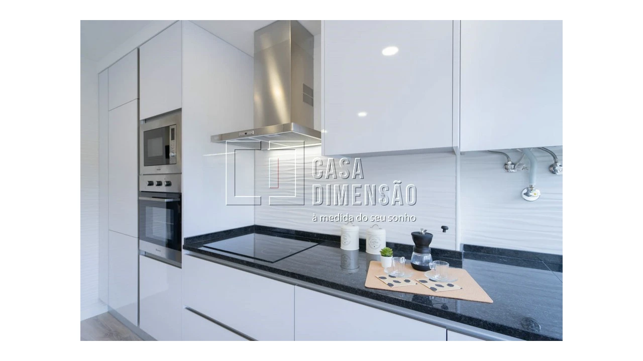 Apartamento T2 para Venda em Benfica Foto 13