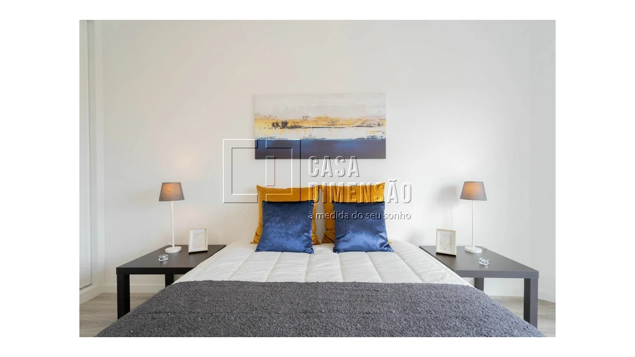 Apartamento T2 para Venda em Benfica Foto 24