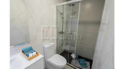 Apartamento T2 para Venda em Benfica