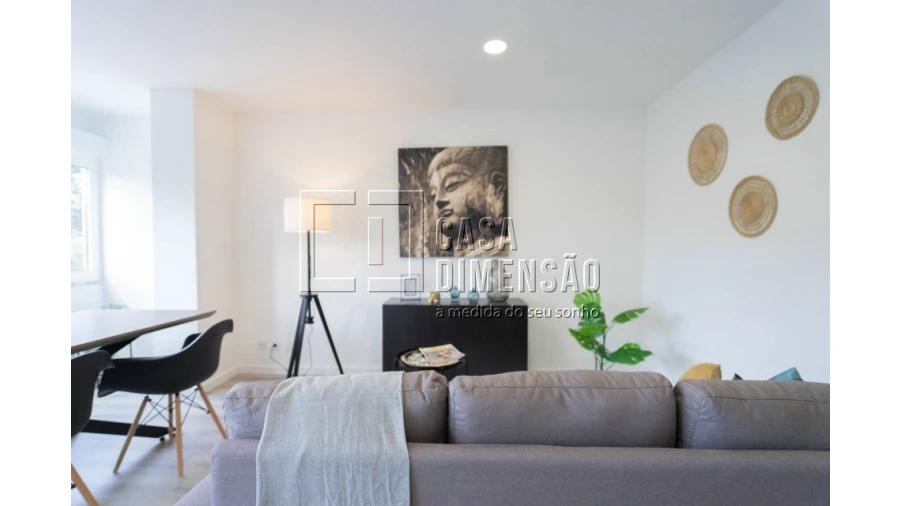 Apartamento T2 para Venda em Benfica Foto 9