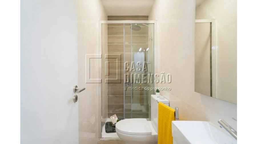 Apartamento T2 para Venda em Benfica Foto 16