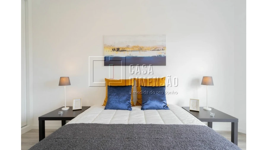 Apartamento T2 para Venda em Benfica Foto 24