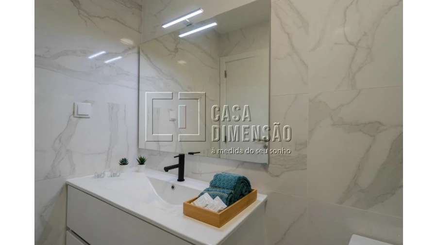 Apartamento T2 para Venda em Benfica Foto 31
