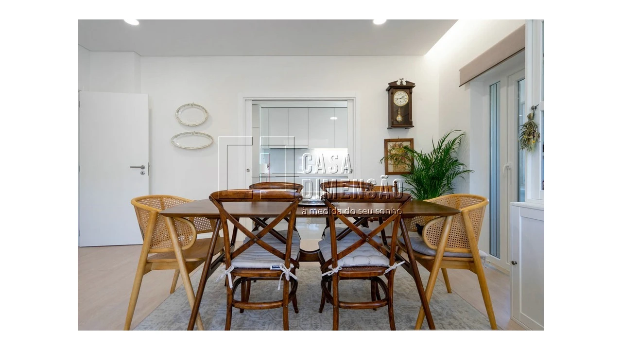 Apartamento T2 para Venda em Venteira Foto 23