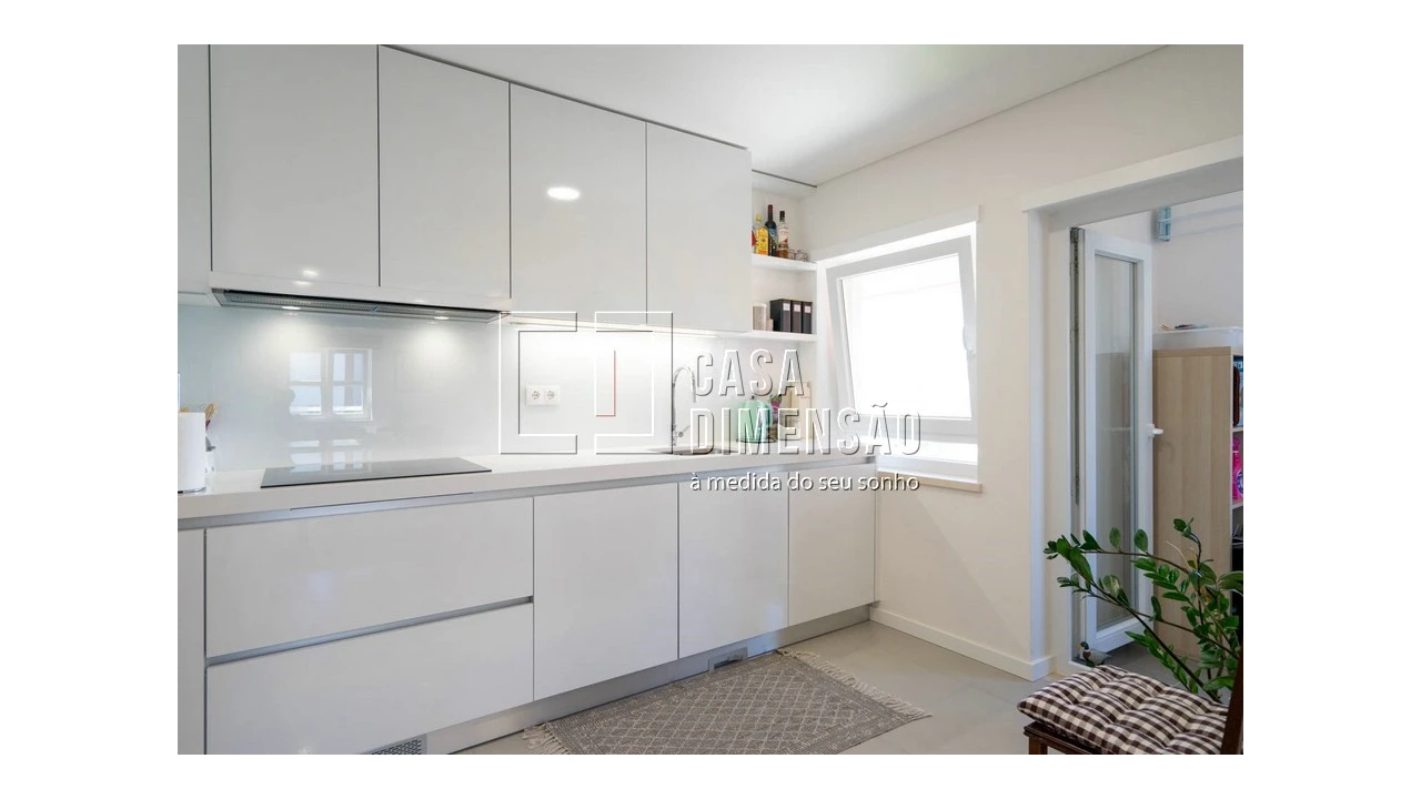 Apartamento T2 para Venda em Venteira Foto 32