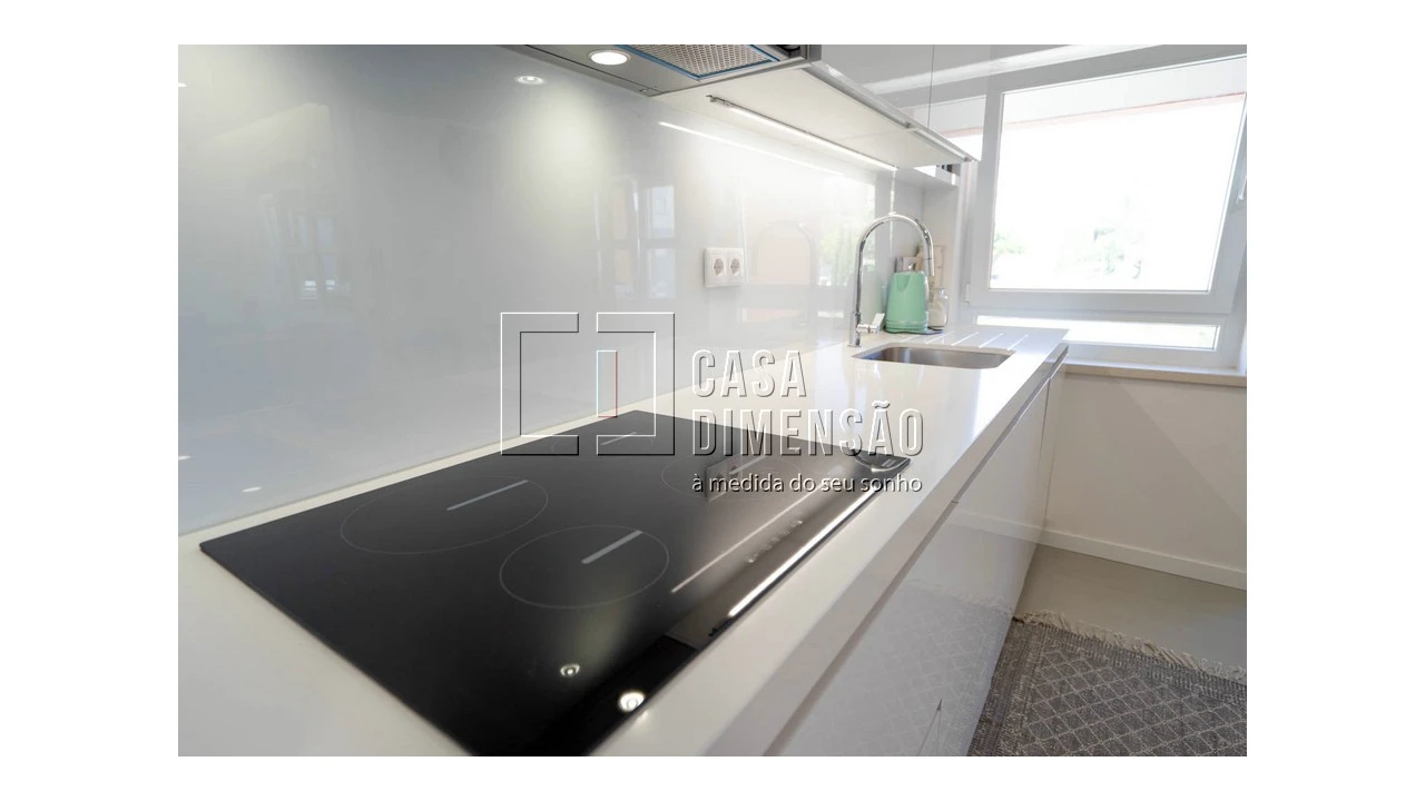 Apartamento T2 para Venda em Venteira Foto 35