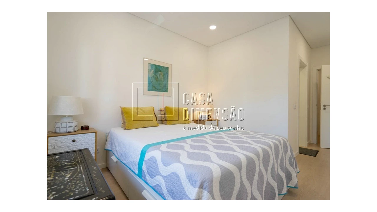 Apartamento T2 para Venda em Venteira Foto 49