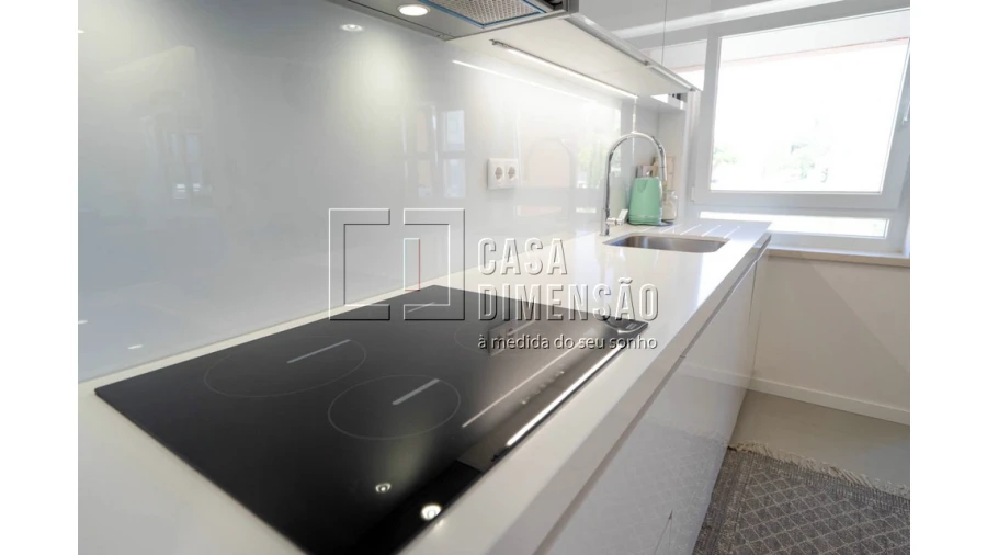 Apartamento T2 para Venda em Venteira Foto 35