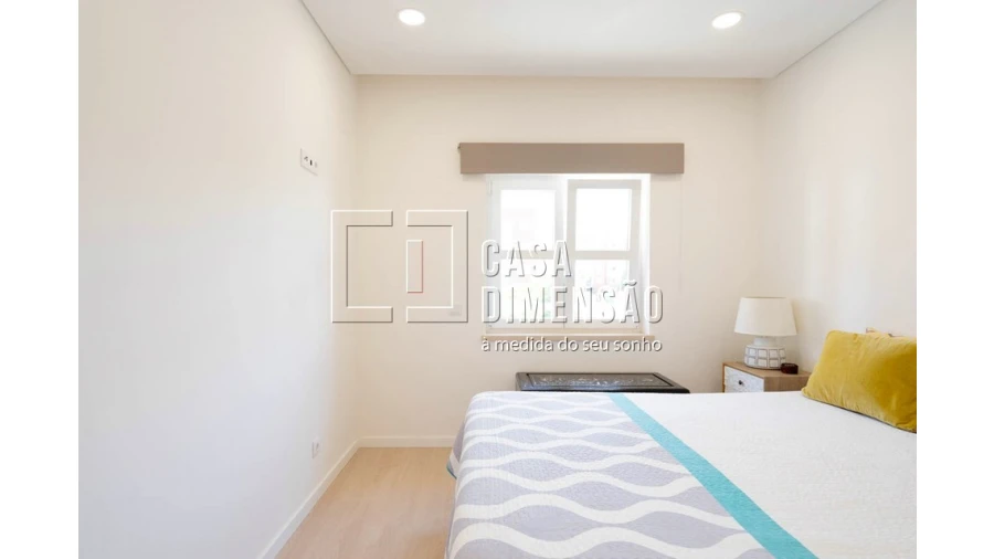 Apartamento T2 para Venda em Venteira Foto 48