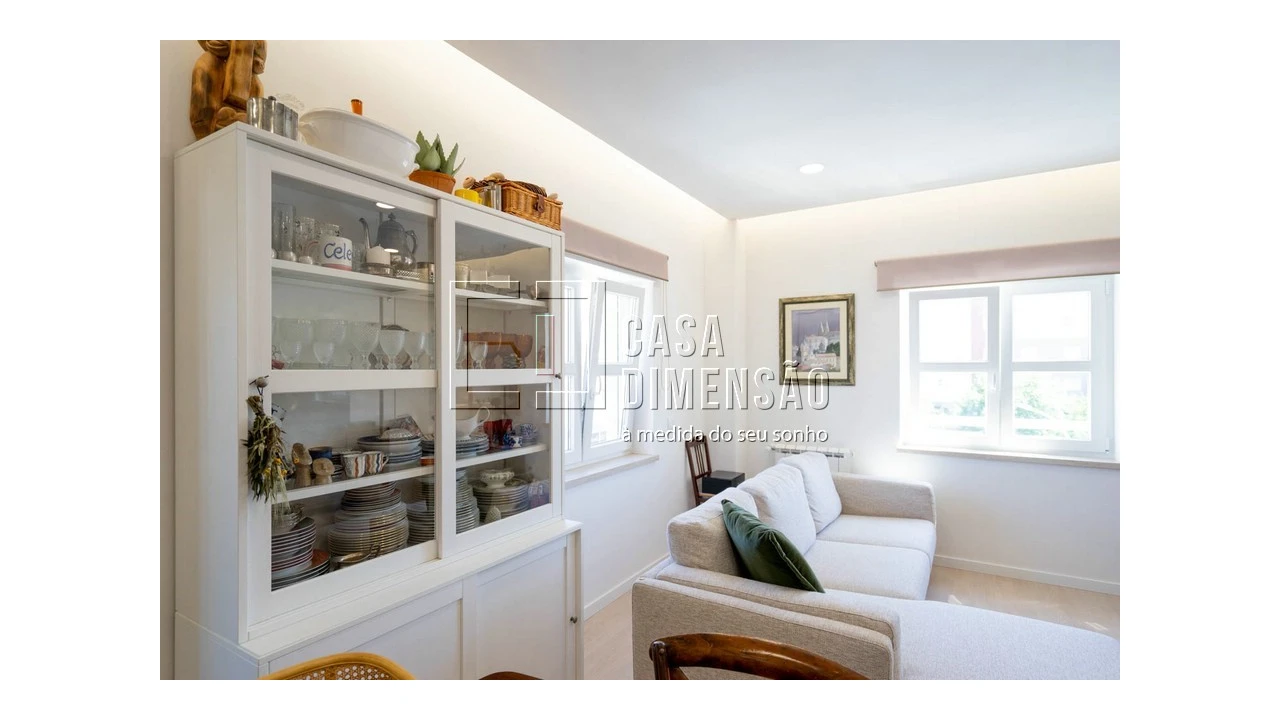 Apartamento T2 para Venda em Carnaxide e Queijas Foto 17