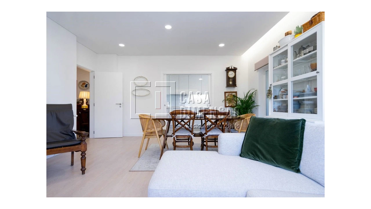 Apartamento T2 para Venda em Carnaxide e Queijas Foto 21