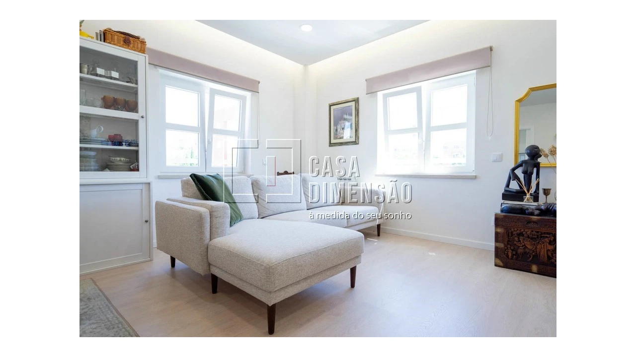 Apartamento T2 para Venda em Carnaxide e Queijas Foto 26