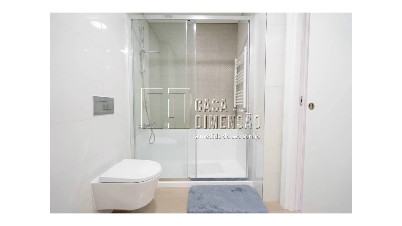 Apartamento T2 para Venda em Carnaxide e Queijas Foto 42