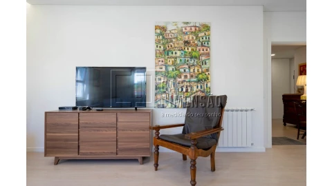 Apartamento T2 para Venda em Carnaxide e Queijas