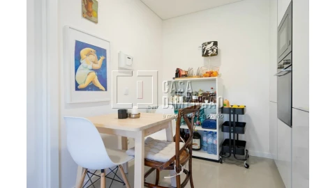 Apartamento T2 para Venda em Carnaxide e Queijas