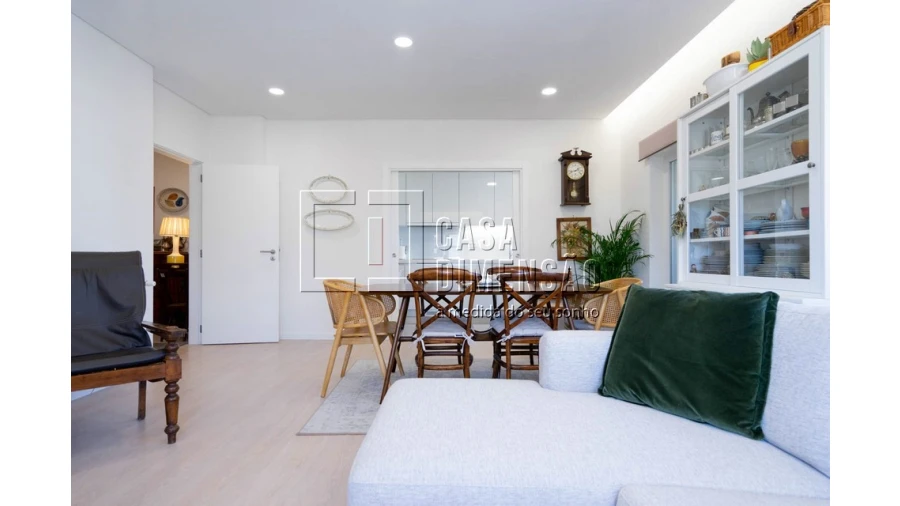 Apartamento T2 para Venda em Carnaxide e Queijas Foto 21