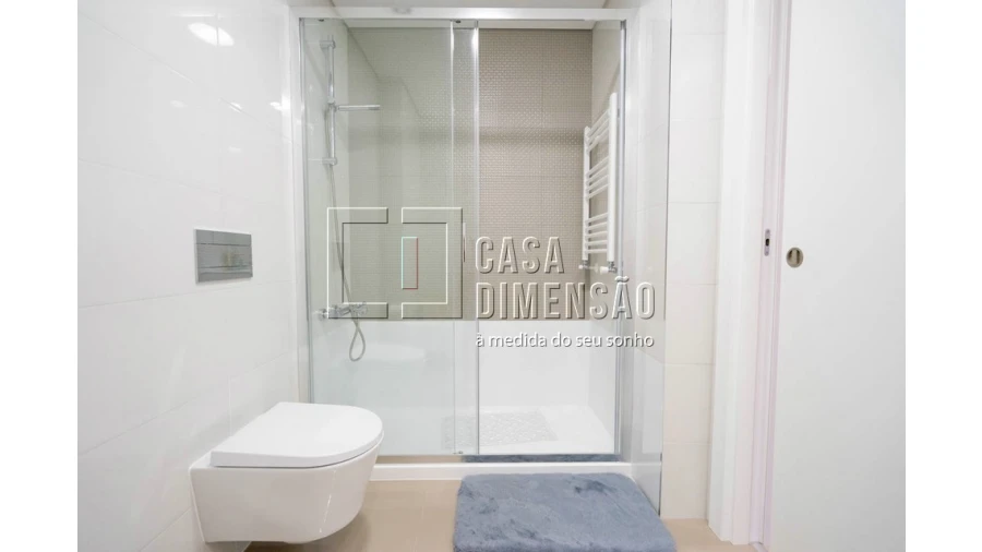 Apartamento T2 para Venda em Carnaxide e Queijas Foto 42