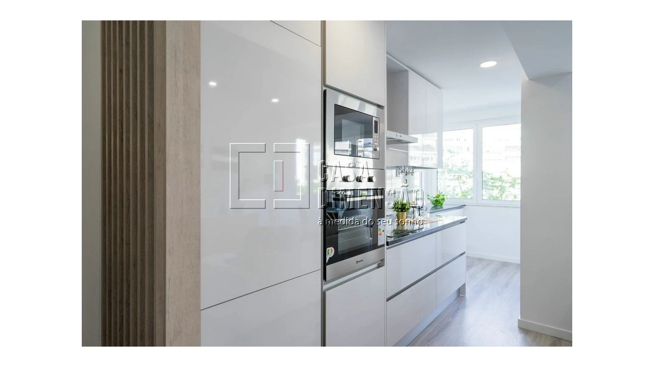 Apartamento T3 para Venda em São Domingos de Benfica Foto 3