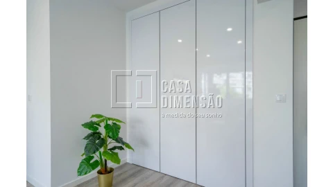 Apartamento T3 para Venda em São Domingos de Benfica