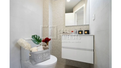 Apartamento T3 para Venda em São Domingos de Benfica