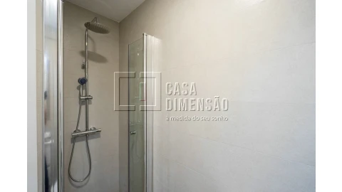 Apartamento T3 para Venda em São Domingos de Benfica