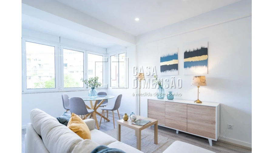 Apartamento T3 para Venda em São Domingos de Benfica Foto 5