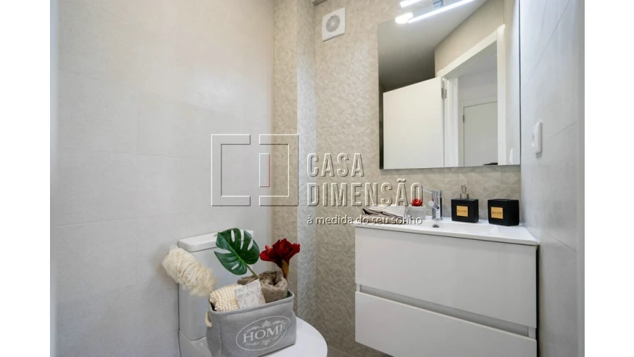 Apartamento T3 para Venda em São Domingos de Benfica Foto 34