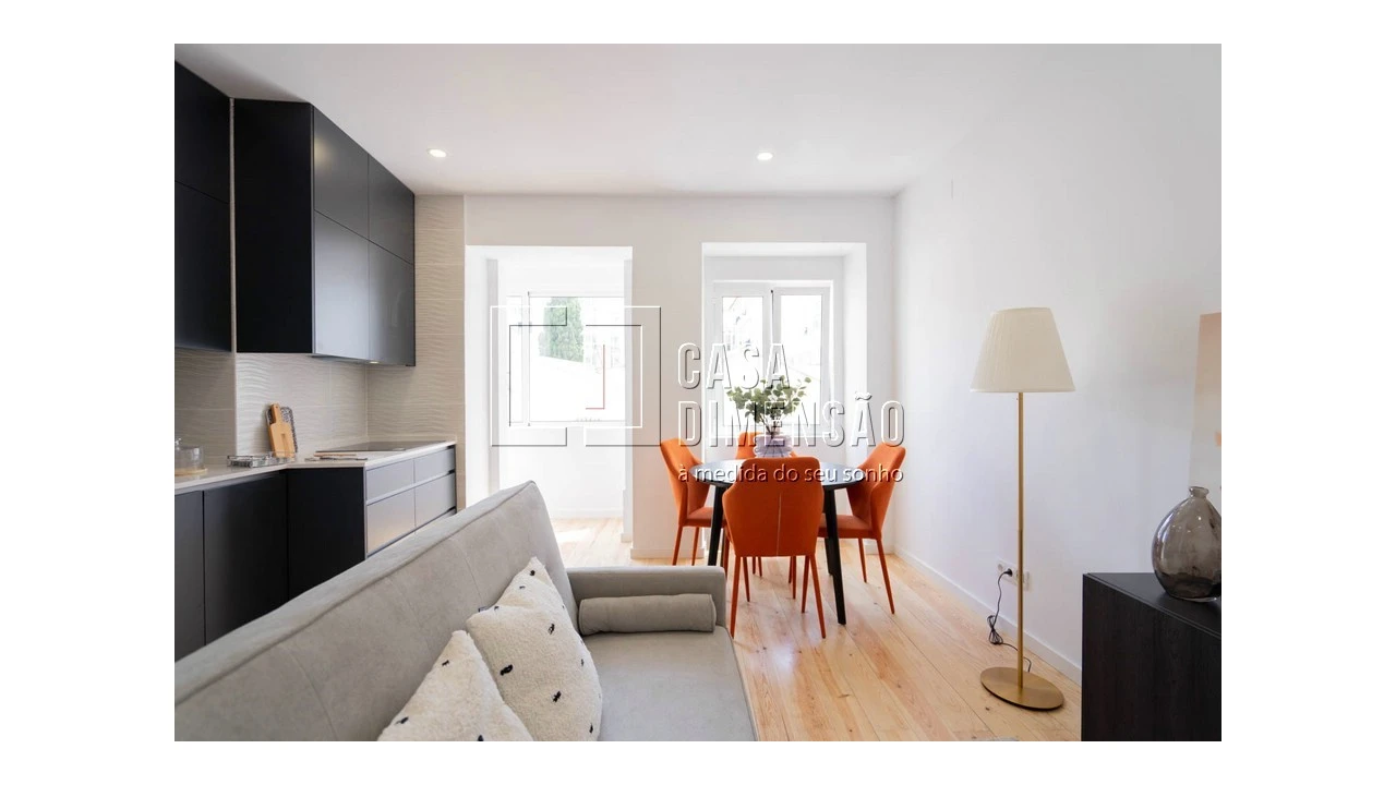 Apartamento T2 para Venda em Campo de Ourique Foto 2