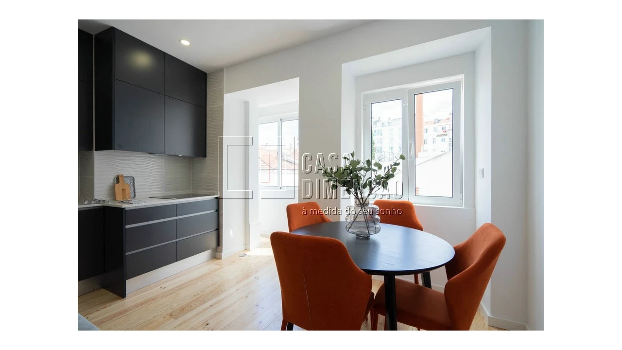 Apartamento T2 para Venda em Campo de Ourique Foto 4